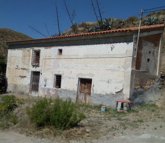 Farmhouse in Rambla de Oria