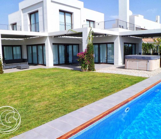 Villa met 5 slaapkamers in Alicante